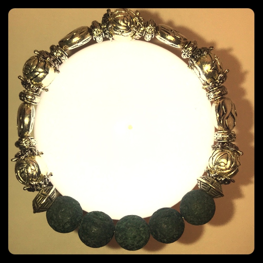 Essential Oil Diffuser Bracelet - Picture 5 of 7